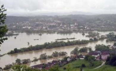 Situacija u Novom Gradu se usložnjava, očekuje se sjednica Štaba za vanredne situacije