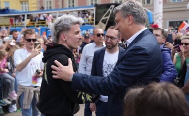 Plenković nije mogao da odbije Lazanju: Nagrada će biti podijeljena medicinskim ustanovama
