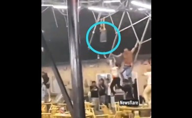 Jak vjetar dizao ljude u vazduh (VIDEO)