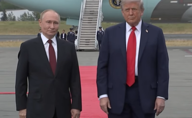 Boja vlasti: O čemu govore kravate Vladimira Putina i Donalda Trampa