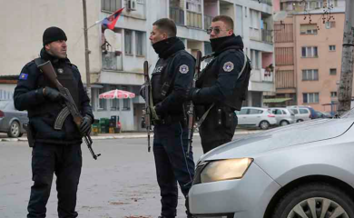Mediji: 11 kamiona punih oružja ide ka tzv. Kosovu