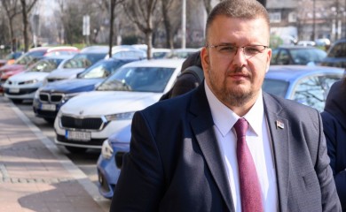 ZOBENICA: EU će tražiti unitarizaciju BiH i ukidanje nadležnosti Republike Srpske