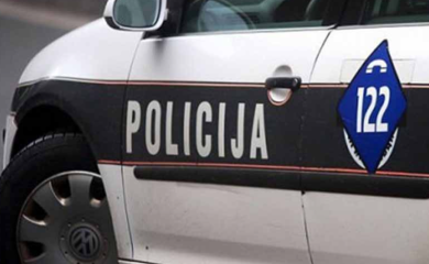 Konobarica palicom pretukla dvojicu muškaraca, nisu htjeli platiti račun