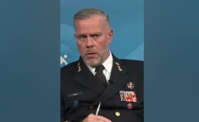 Admiral NATO-a: U svakom trenu može izbiti rat, završila je era mira