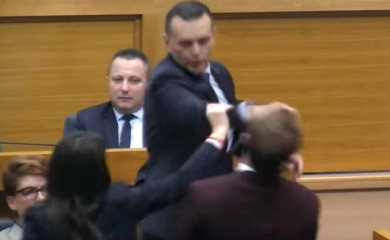 Lukač osuđen zbog napada na Stanivukovića, kazna 300 KM