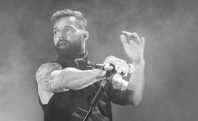 Pogledajte kako Riki Martin izgleda na pragu šeste decenije