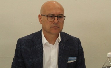 Vučević: Izdanje crnogorskog udžbenika još jedan sraman potez vlasti