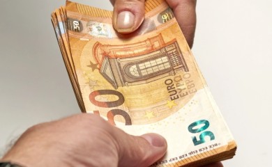 Lopovi sa perikama ukrali 300.000 evra