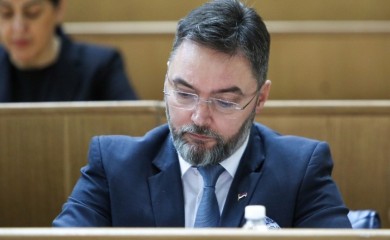 Košarac će zatražiti sastanak s OSA-om zbog Helezove izjave o Dodiku i bijegu iz BiH