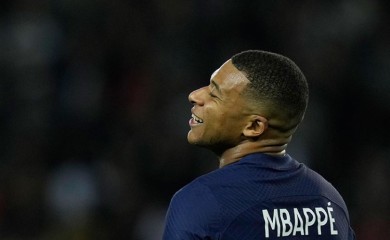 Mbape: Nisam tražio da napustim PSŽ, srećan sam u klubu