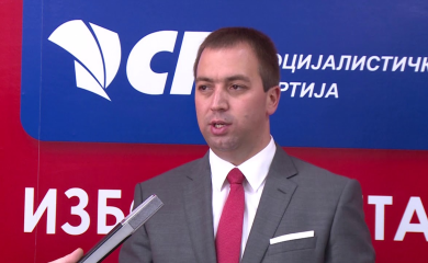 Selak: Obaveza političara je služiti narodu