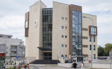 Ustavni sud Srpske: Neustavni podsticaji za povećanje plata radnika