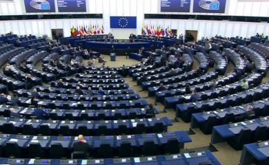 Evropski parlament traži sankcije za Dodika