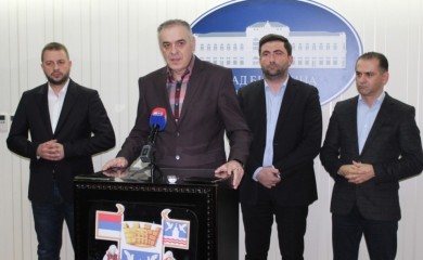 Miličević podržao Petrovića: Opoziv gradonačelnika Bijeljine neće uspjeti