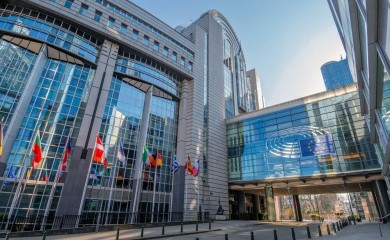 EU u panici: Tramp zaprijetio carinama, Brisel u rasulu i strahu od Vašingtona