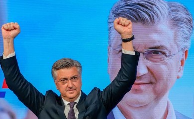 Obrađena skoro sva biračka mjesta: HDZ osvojio 61 mandat, Rijeke pravde 42