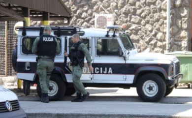 Pod nadzorom 16 policajaca, jedna osoba u bjekstvu: Detalji akcije kodnog naziva “Meta 2”