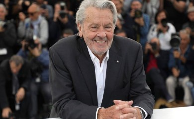 KO JE BIO ALEN DELON Žene ludjele za njim, stekao je svjetsku slavu, ali je govorio da nije srećan