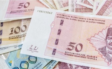 Prosječna plata u avgustu 1.145 KM