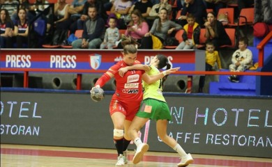 Rukometašice Borca u meču protiv Benfike