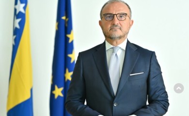"Narednih nekoliko sedmica je presudno" Ambasador EU u BiH  iz Banjaluke poslao jasne poruke