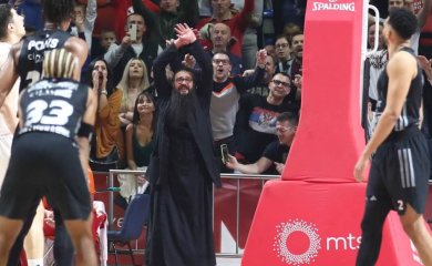 "U manastiru svi navijaju za Zvezdu"