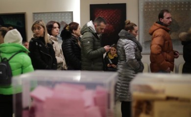 Posljednji podaci RIK-a i PIK-a: SNS blizu 50 odsto, Dveri i Zavetnici ispod cenzusa
