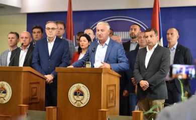 Borba opozicije za vlast u Srpskoj svela se samo na njenu kritiku