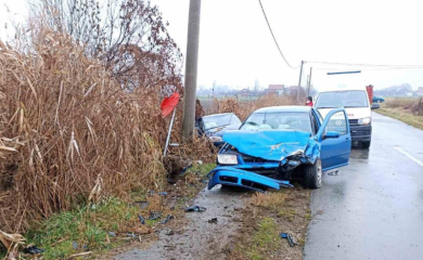 U žestokom sudaru jedna osoba poginula, druga teško povrijeđena