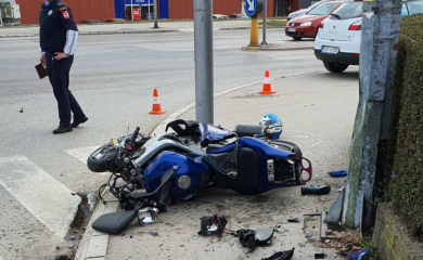 Detalji sudara u Banjaluci: Motocikista povrijeđen, prevezen na UKC RS