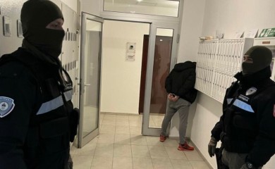 Poznata imena dilera koji su pali sa kilogramom kokaina