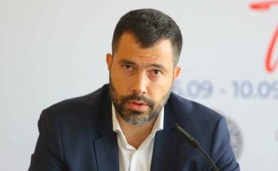 Dodik se obrušio na crnogorskog premijera: Potpuno je izgubio identitet, sigurno se neće dobro završiti