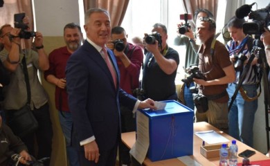 Glasali Milatović, Đukanović  i Mandić