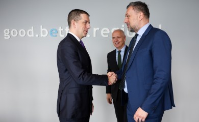 Đurić Konakoviću: Srbima i Bošnjacima treba drugačija budućnost, a ne mržnja