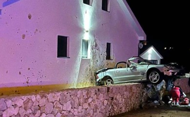 Dvadesetjednogodišnji mladić poginuo u teškoj nesreći kod Posušja