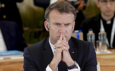 Makron kritikovao ljevičare pa razljutio transrodne osobe: "Predlažu potpuno lude stvari"