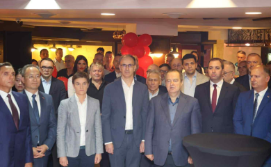 Selak: Srbija i Republika Srpska moraju stajati zajedno uzdignute glave