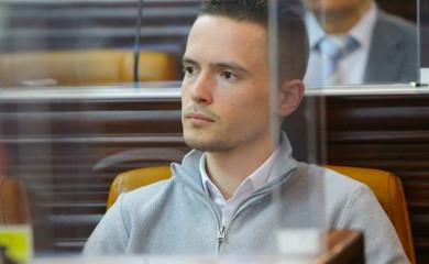 "Srpskom narodu dosta je pušaka" Kondić o bilbordima "Granica postoji"