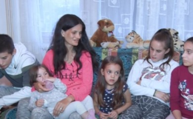 Banjalučka desetočlana porodica Savić nema dovoljno ni za hranu
