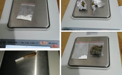 Oduzeti kokain, marihuana, džoint i novac