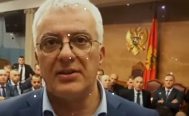 Mandić: Đukanović neće zaustaviti izbor nove vlade