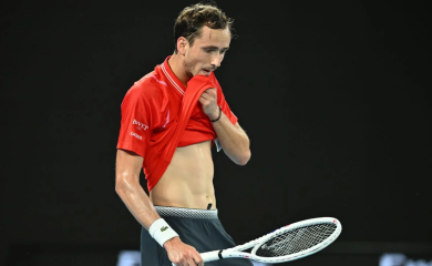 Novi šok u Melburnu: Ispao i Medvedev