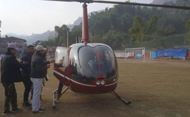 Helikopter sletio na teren, navijači tukli pilota i putnike