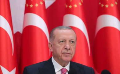 Erdogan razgovarao se Zelenskim, ponudio posredništvo izmedju Moskve i Kijeva