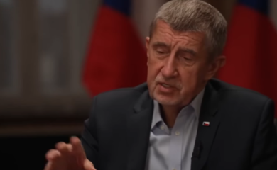 Premijer Češke: Kupio sam prekrasan globus za 15.000 kruna, sad razumijem Trampa