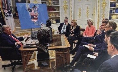 Tramp objavio privatne poruke Makrona i šefa NATO-a: Grenland je moj, Sirija je uspjeh