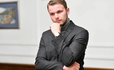 Stanivuković skupštinskoj većini "Kao vegeta su, u sve se miješaju"