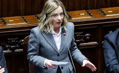 Meloni šokirana: Učenik glumio da joj "prijeti" pištoljem