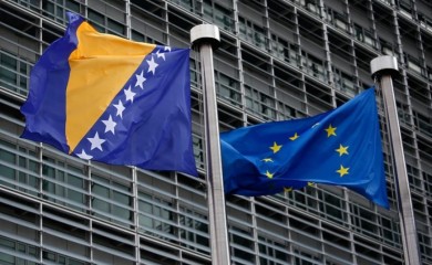 Politico: BiH će otvoriti pregovore sa EU, ali nastavak procesa je žestoko uslovljen