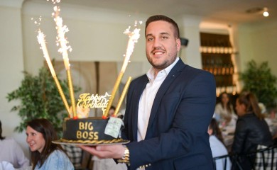 Bahato slavlje pod krinkom brige za narod: Nebojša Drinić kao “Big Boss”